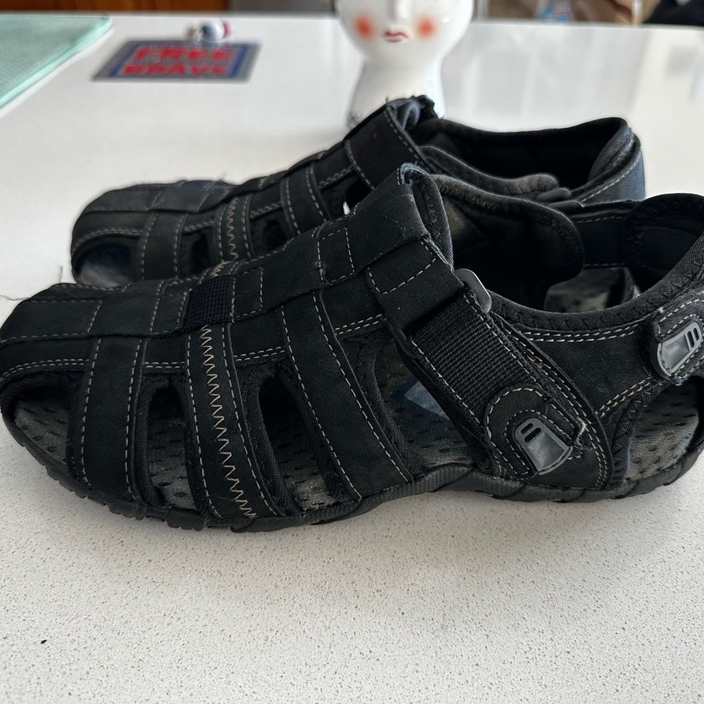Nunn Bush Rio Grande Fishermen Suede Sandals size 8.